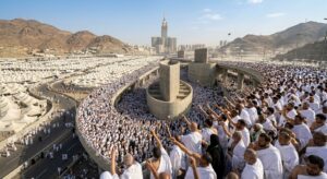 Muslim pilgrims pelting the Jamarat pillars in Mina on the 12th Day of Dhul-Hijja